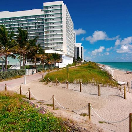 Deauville Beach Resort Miami Beach Exterior photo